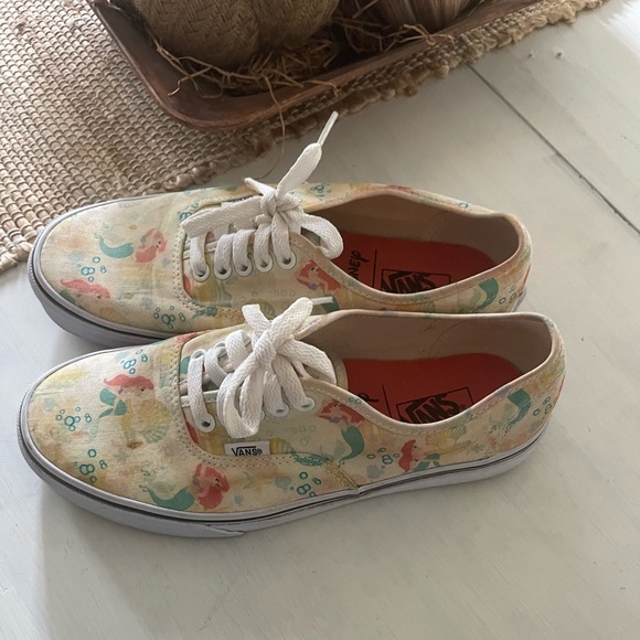 Rare Vans. Disney Little mermaid, Ariel. Size 9 - Picture 2 of 15